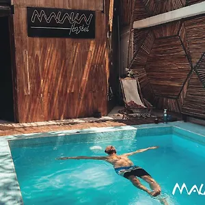 Hostal Malakai Cabañas&dorms Pensión